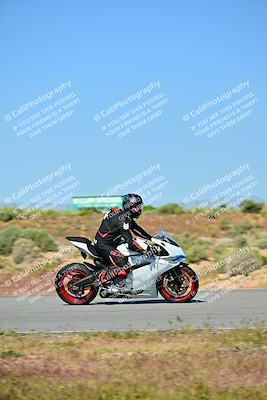 media/Apr-21-2024-TrackXperience (Sun) [[1a8d4e68db]]/Level 2/Session 1 (Turn 2)/